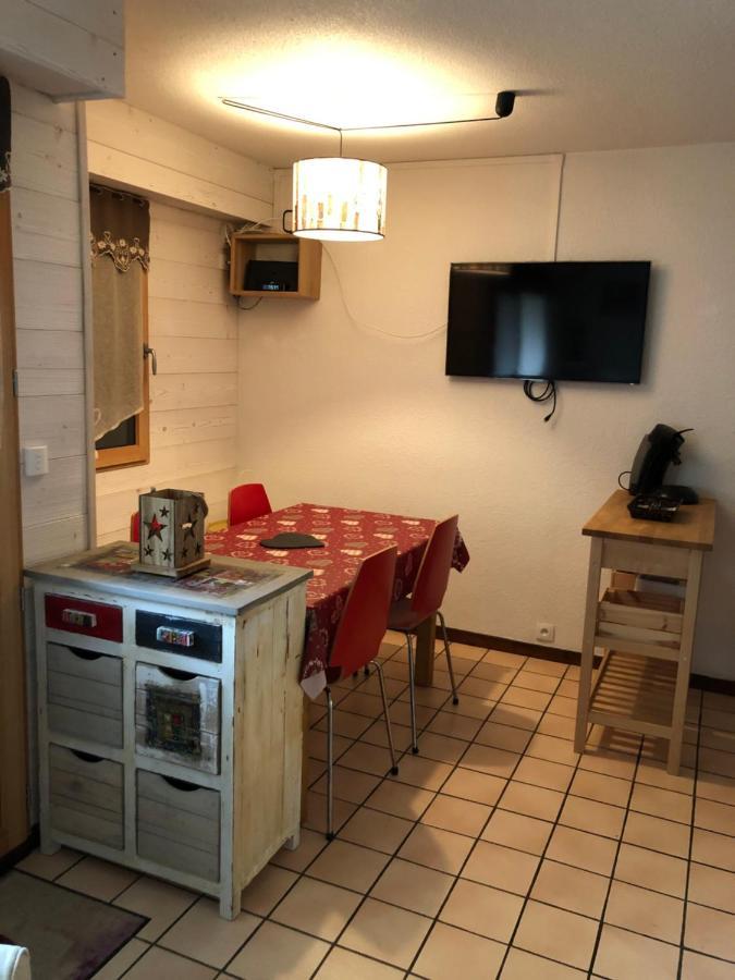 Studio 4 Personnes Samoens Luaran gambar